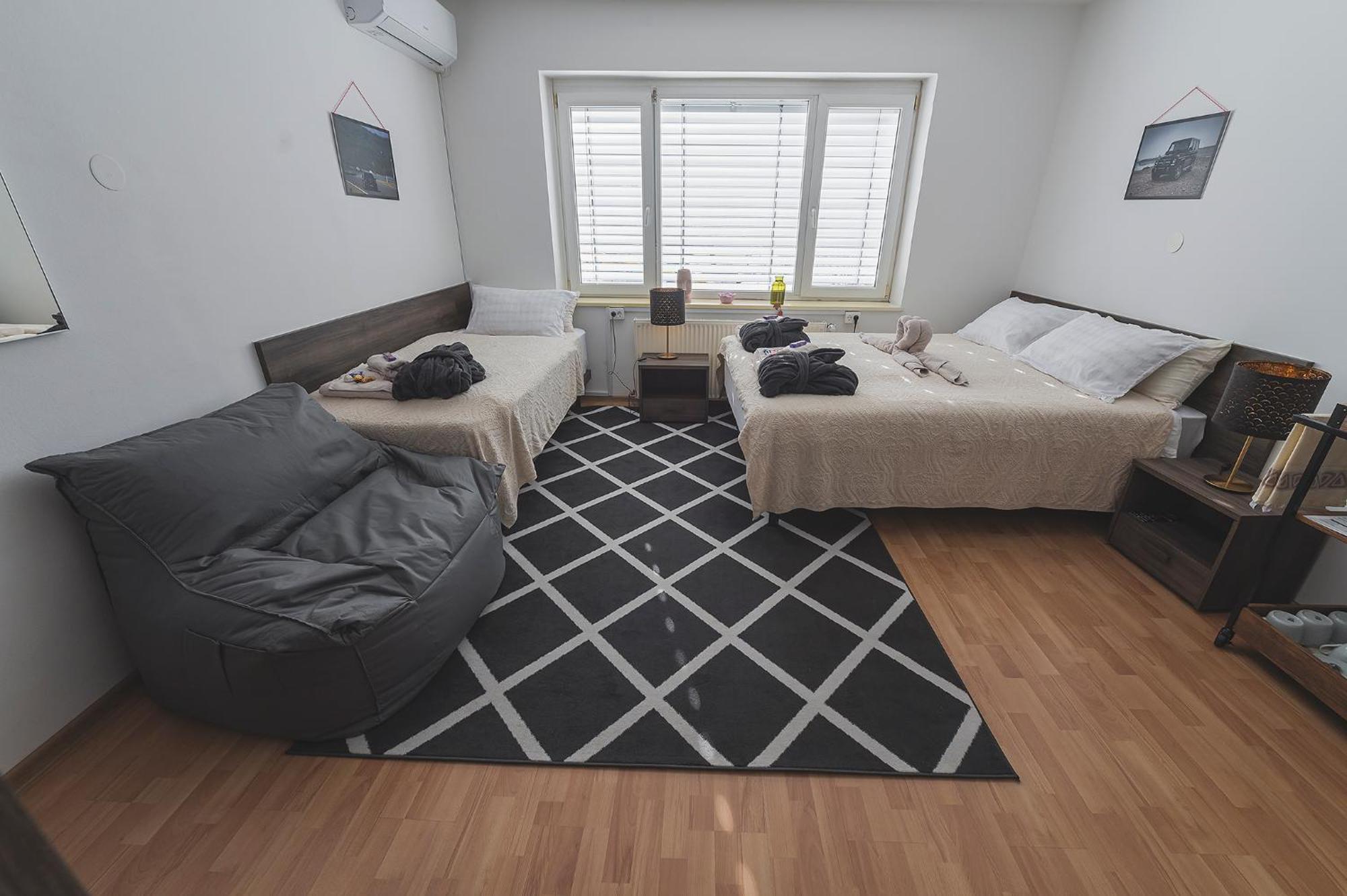 Do Avta Rooms Любляна Экстерьер фото
